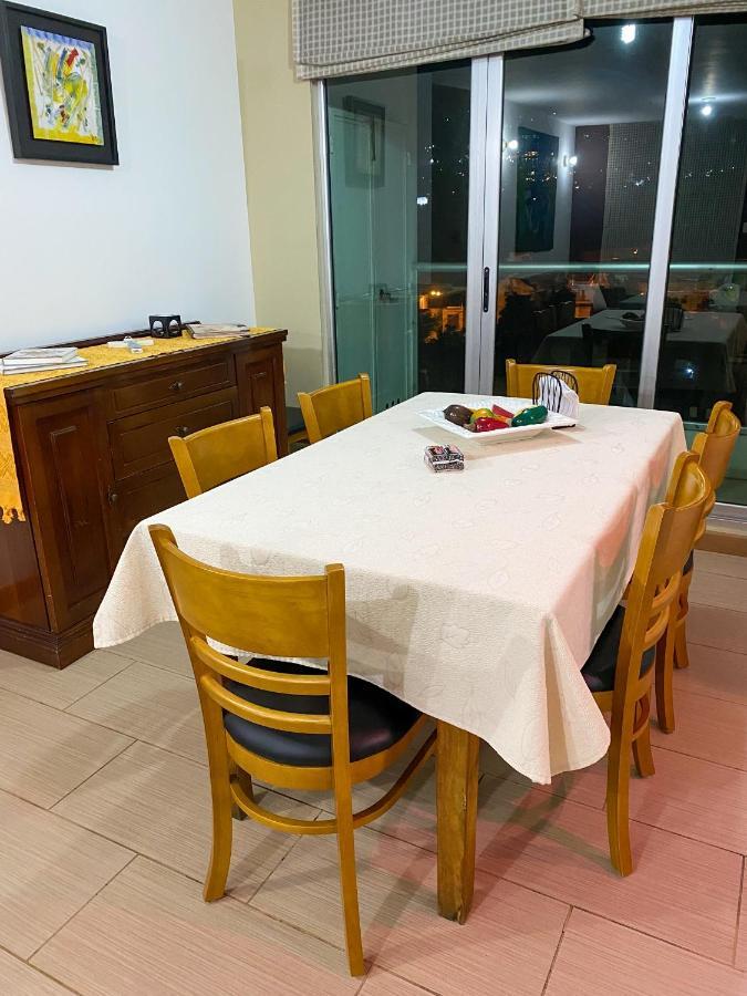 2 Rooms, 1 King Size bed, 64 Smart HDTV Guatemala-Stadt Exterior foto