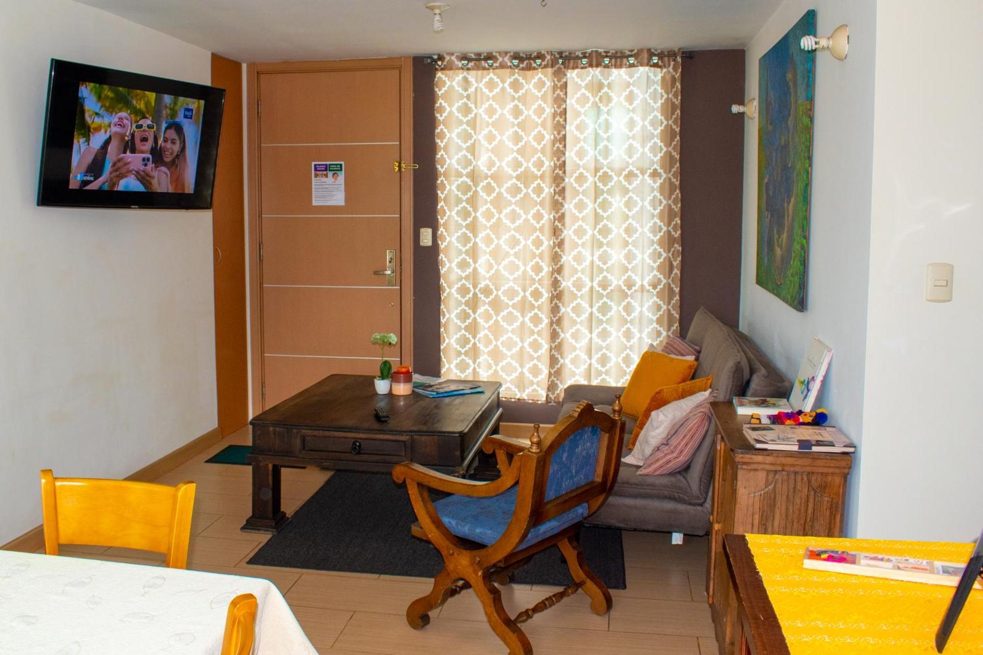 2 Rooms, 1 King Size bed, 64 Smart HDTV Guatemala-Stadt Exterior foto